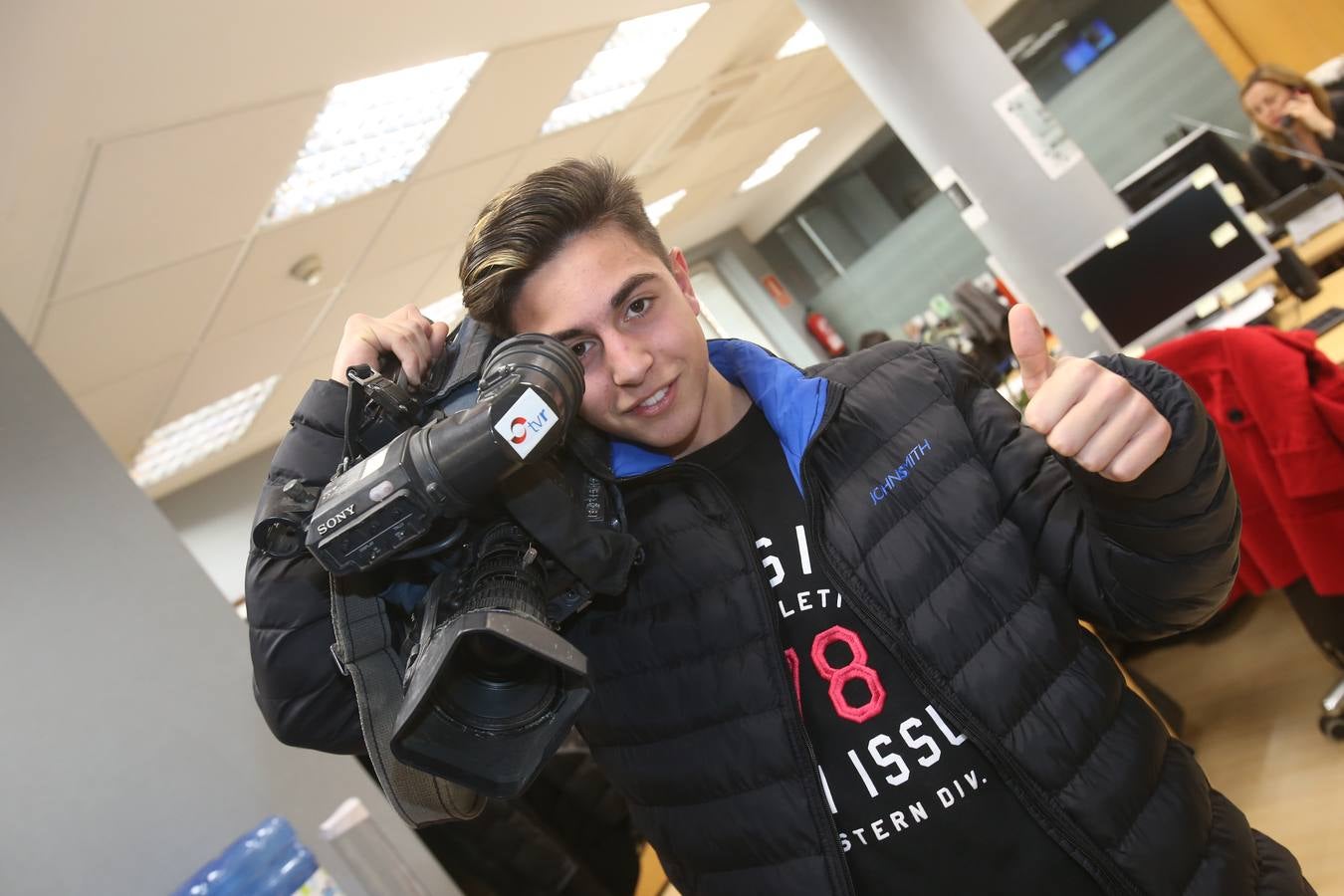 Los alumnos de 3 º de la ESDO FP del IES Laboral visitan la multimedia de Diario LA RIOJA