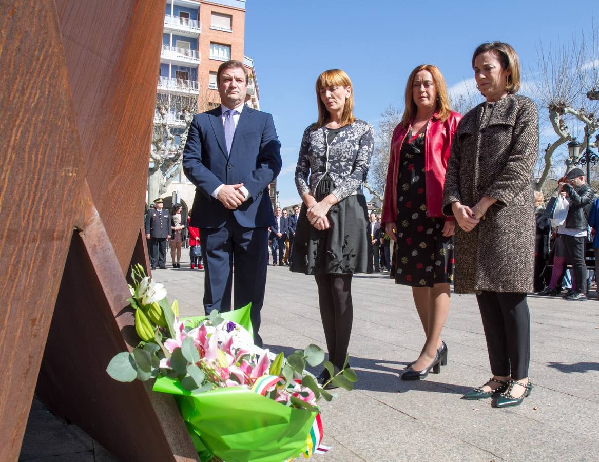 Homenaje en Logroñoa las víctimas del terrosimo