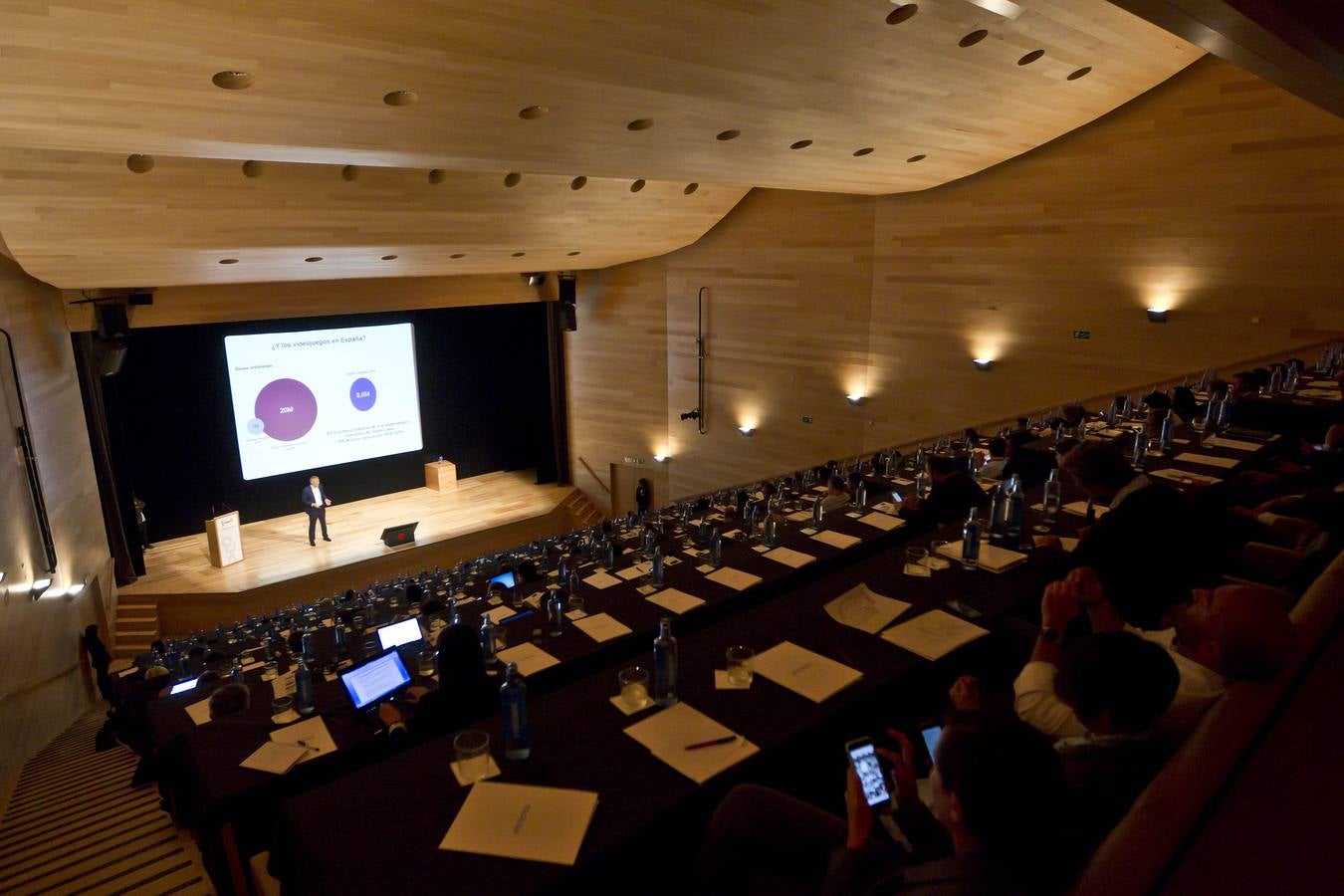 Jornada de las ponencias de los Premios Genio de Vocento, que este año se celebran en Logroño