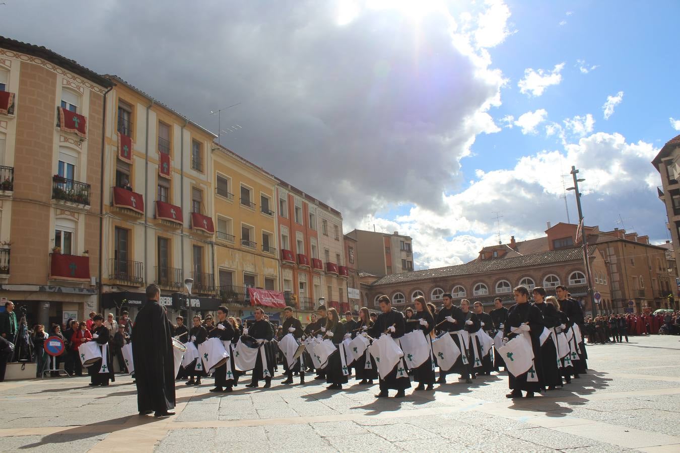 Exaltación de tambores y cornetas