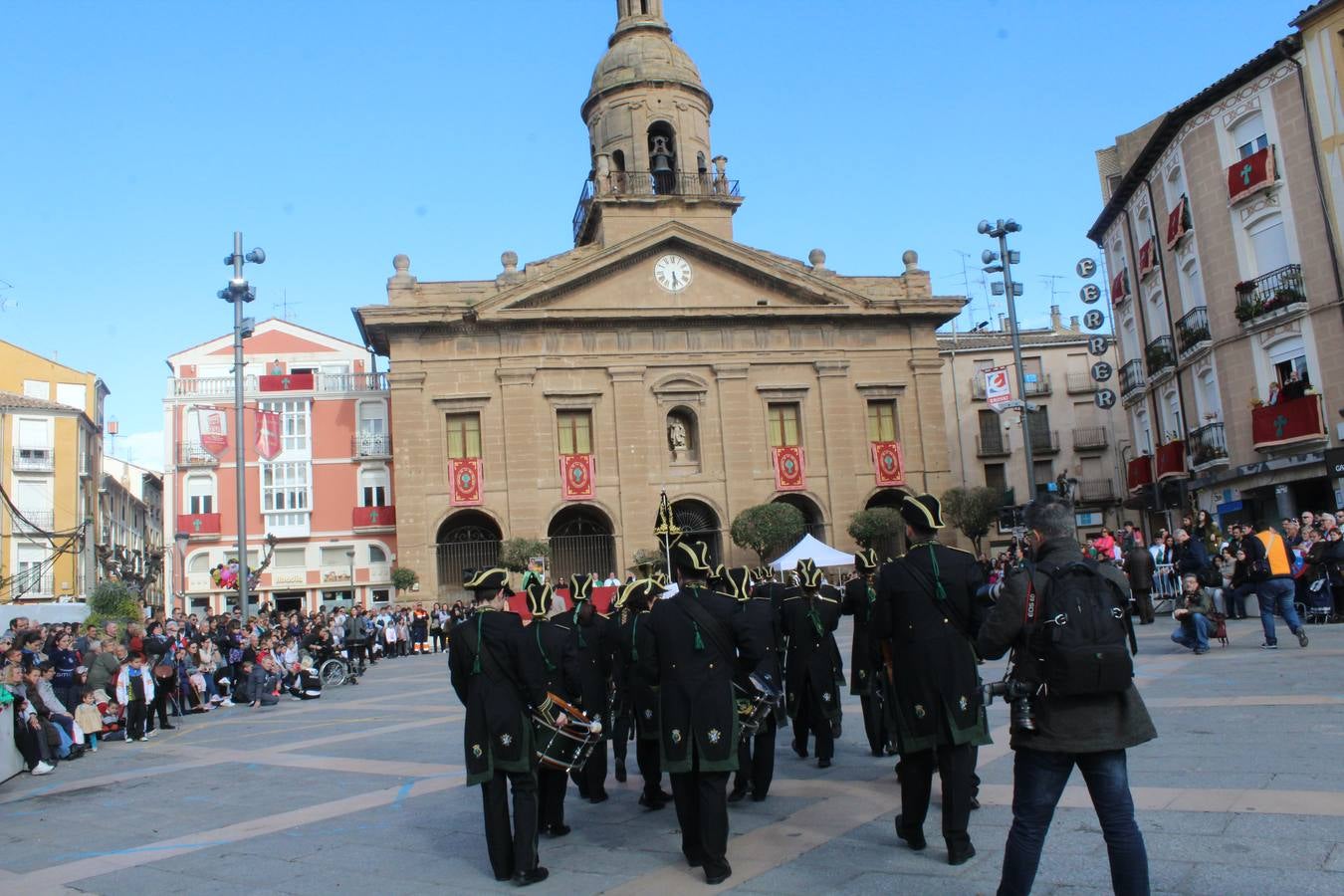 Exaltación de tambores y cornetas