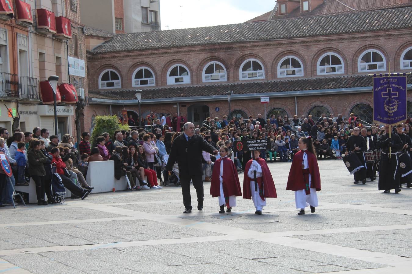 Exaltación de tambores y cornetas