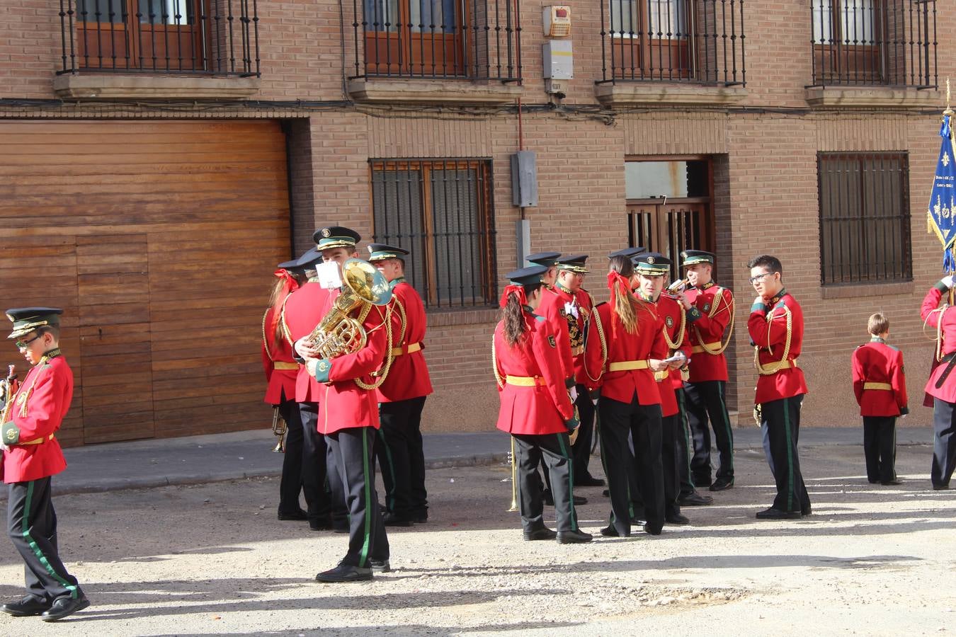 Exaltación de tambores y cornetas