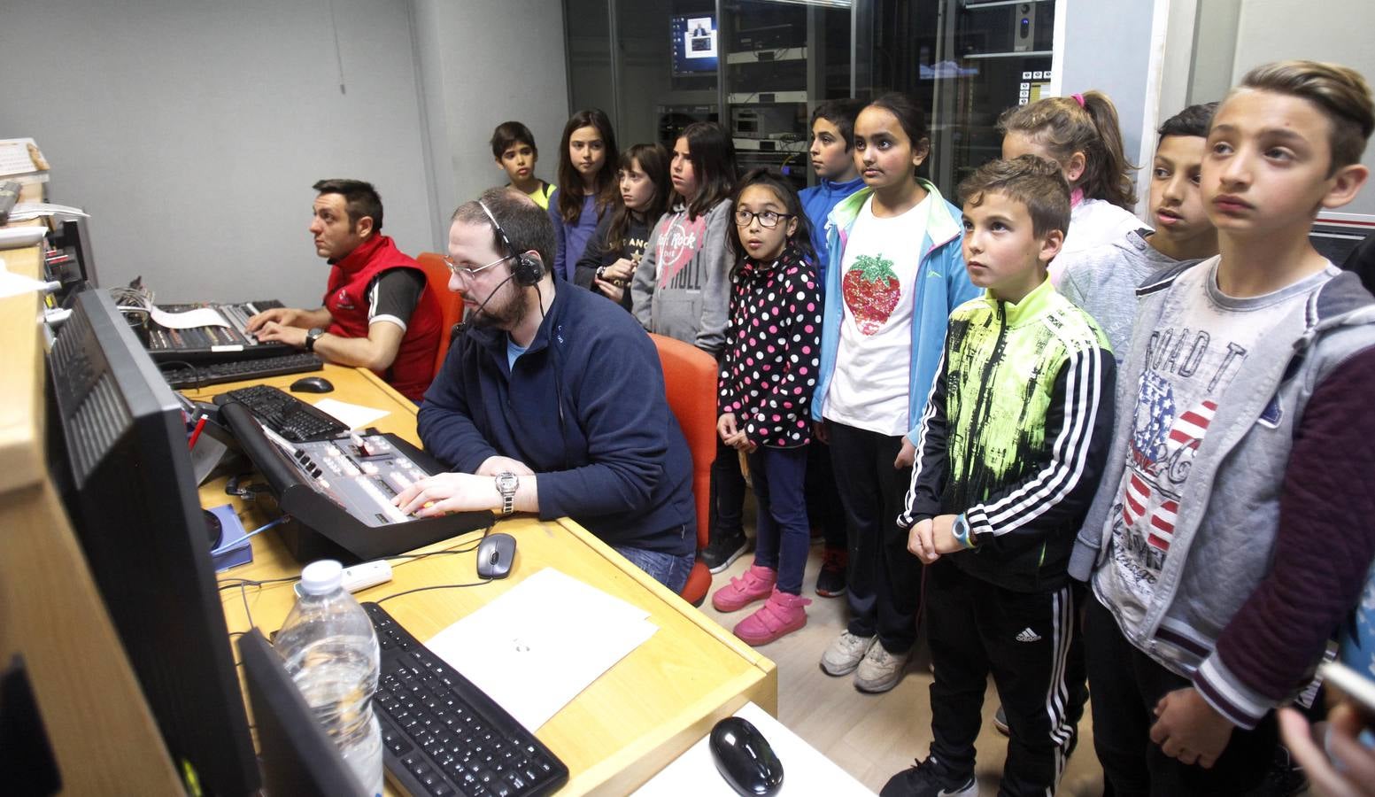 Los alumnos de 5º A del Colegio Navarrete El Mudo visitan la multimedia de Diario LA RIOJA