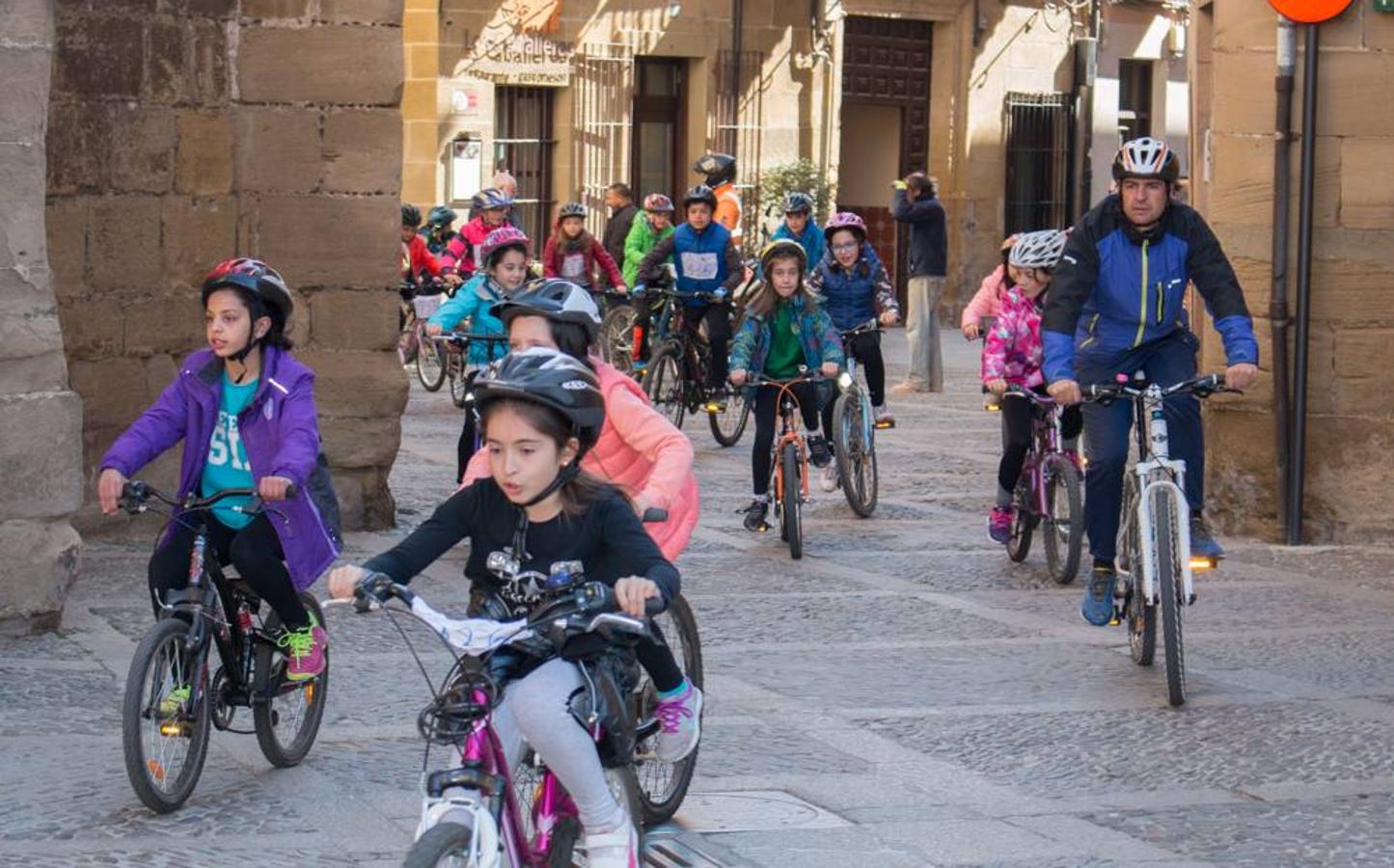 IV Marcha solidaria a beneficio de la AECC