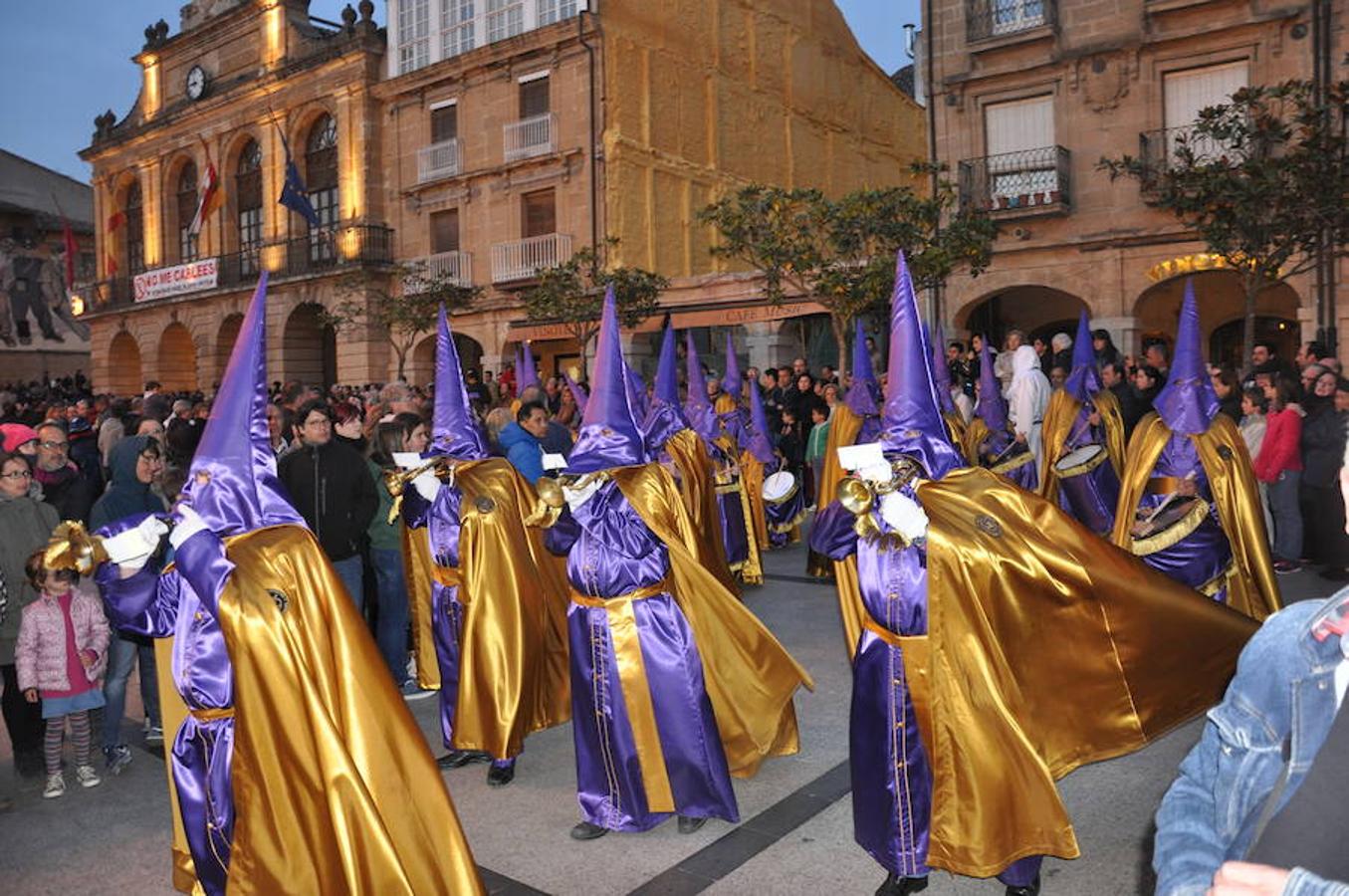 Vía crucis y Santo Entierro en Haro