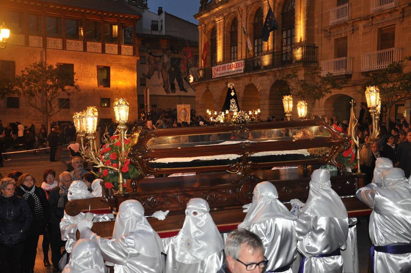 Vía crucis y Santo Entierro en Haro