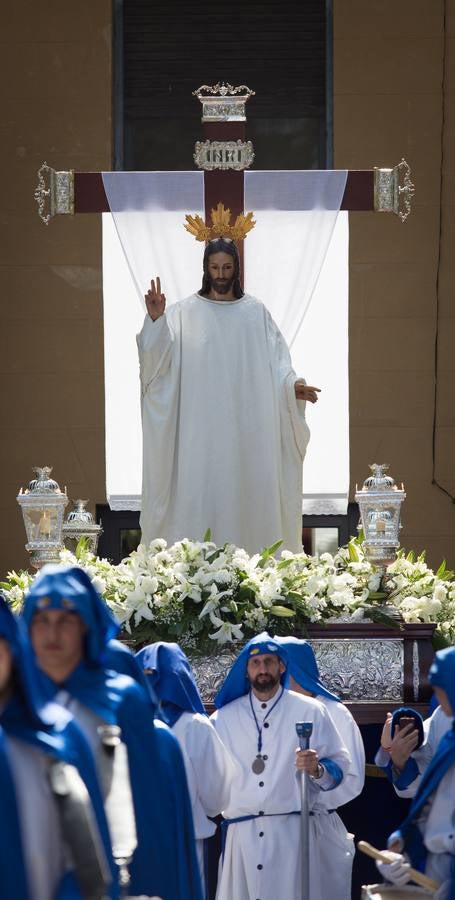El paso del ‘Santo Cristo resucitado&#039; cierra la Semana Santa (I)