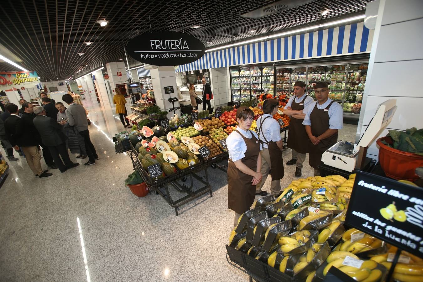 Supercor, de El Corte Inglés, celebra su inauguración en Logroño