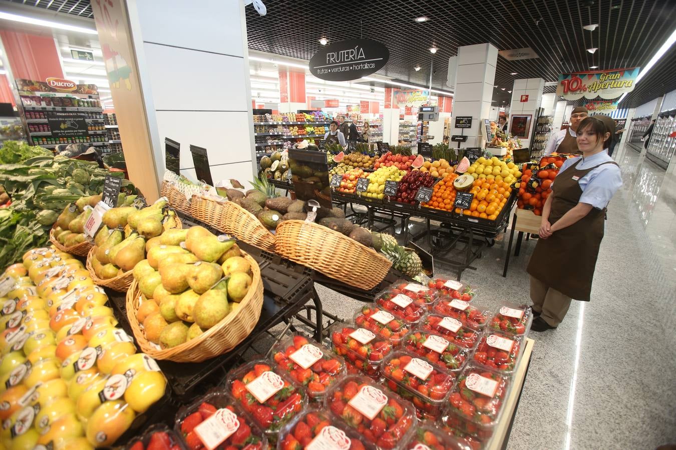 Supercor, de El Corte Inglés, celebra su inauguración en Logroño