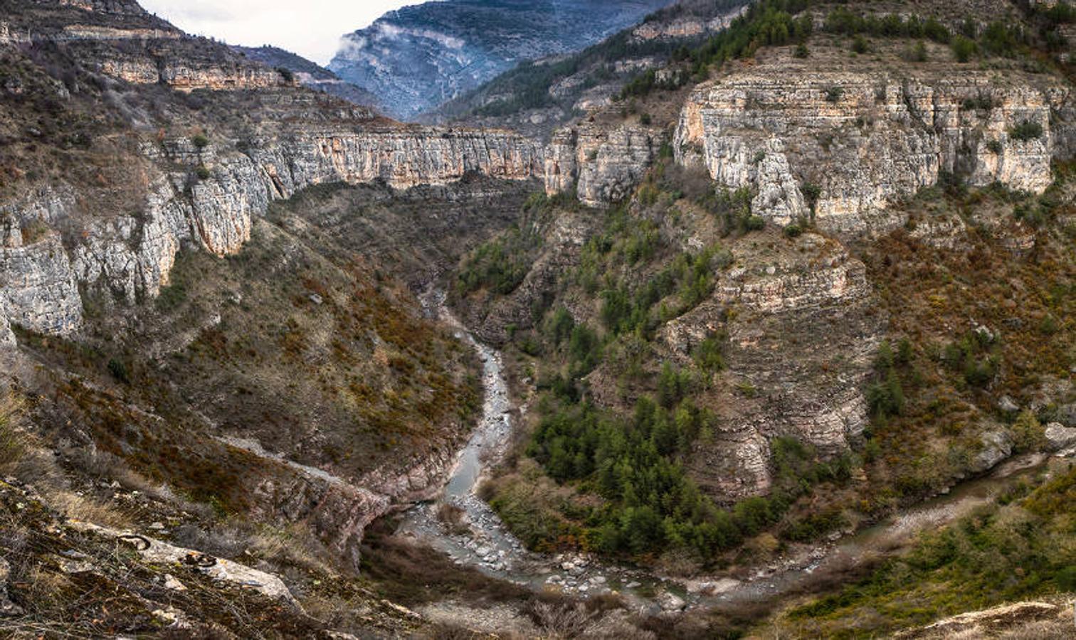"Mirador del cañón del río Leza". 