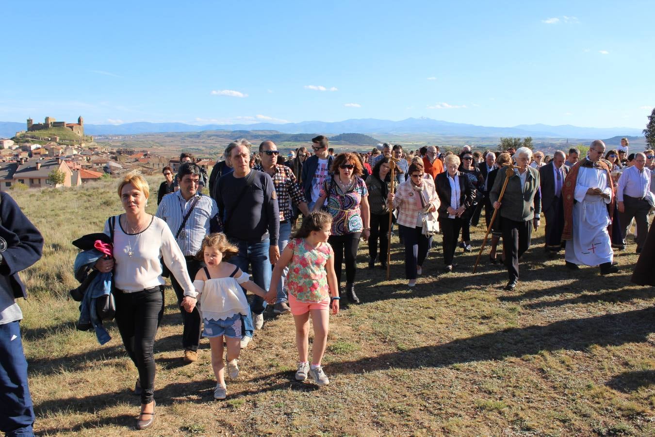 Los picaos cumplen penitencia en San Vicente en la Cruz de mayo