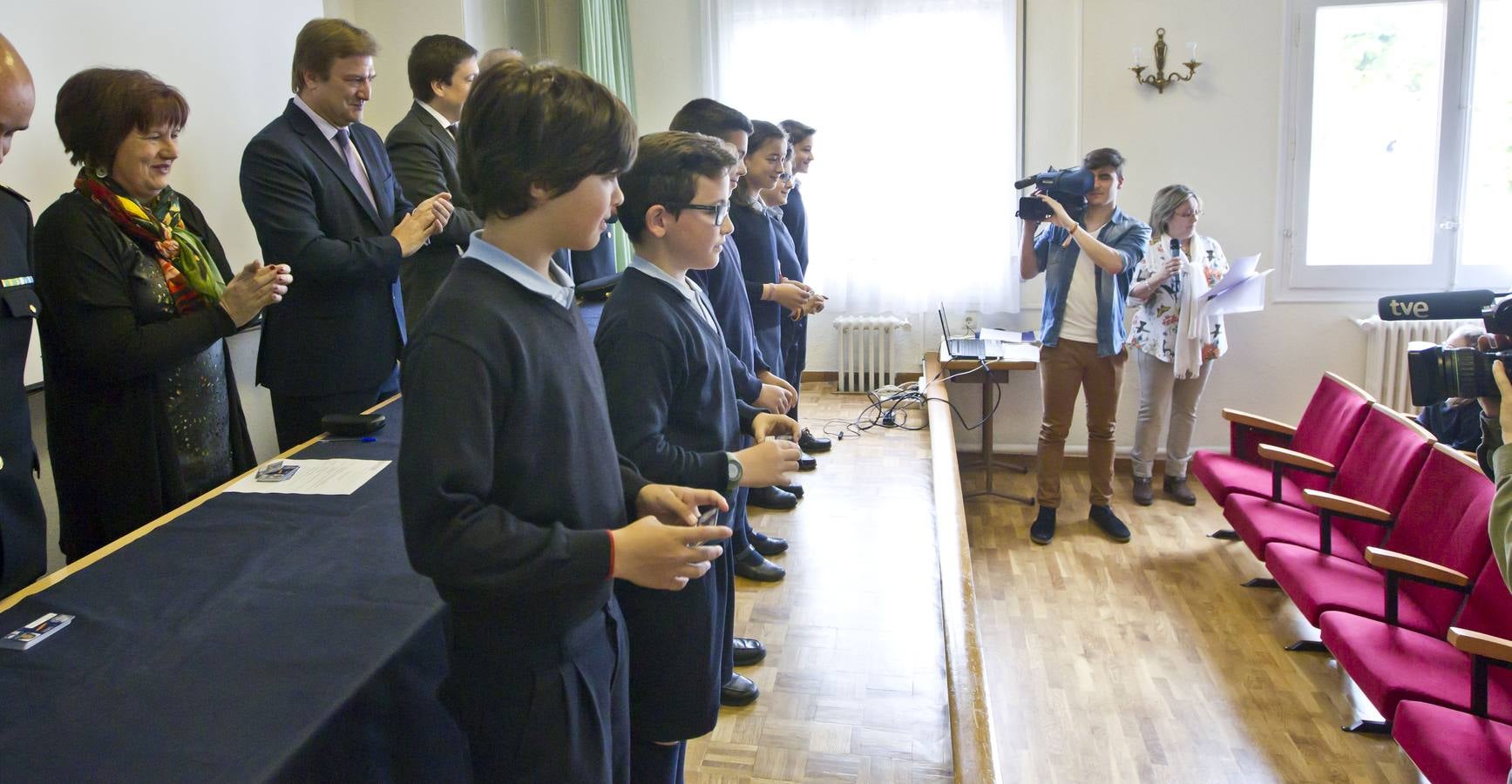 Entrega de carnés del programa &#039;Ciberexpert@s&#039;, del Cuerpo Nacional de Policía, en el colegio de Escolapias