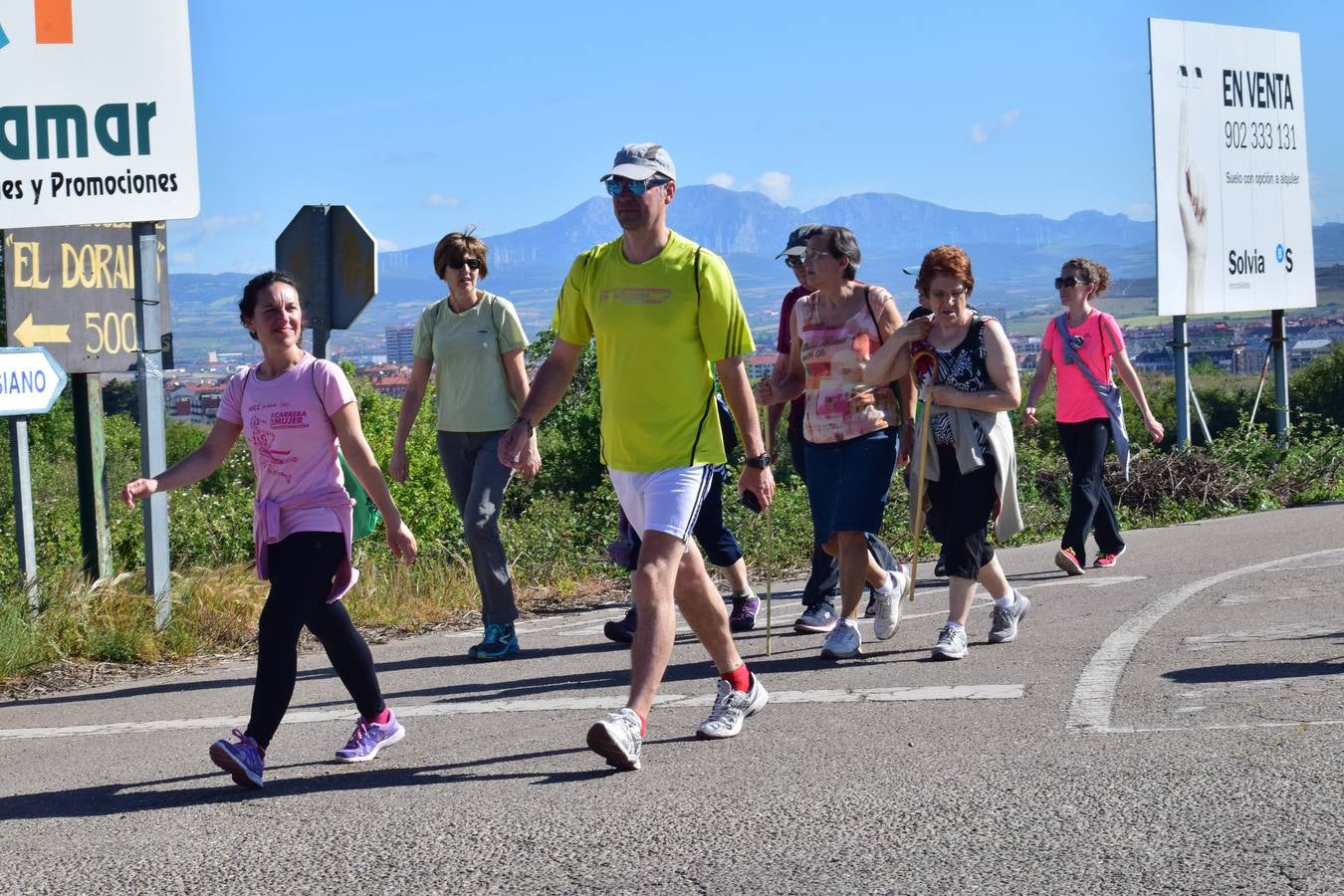 Más de mil personas en el tercer paseo saludable