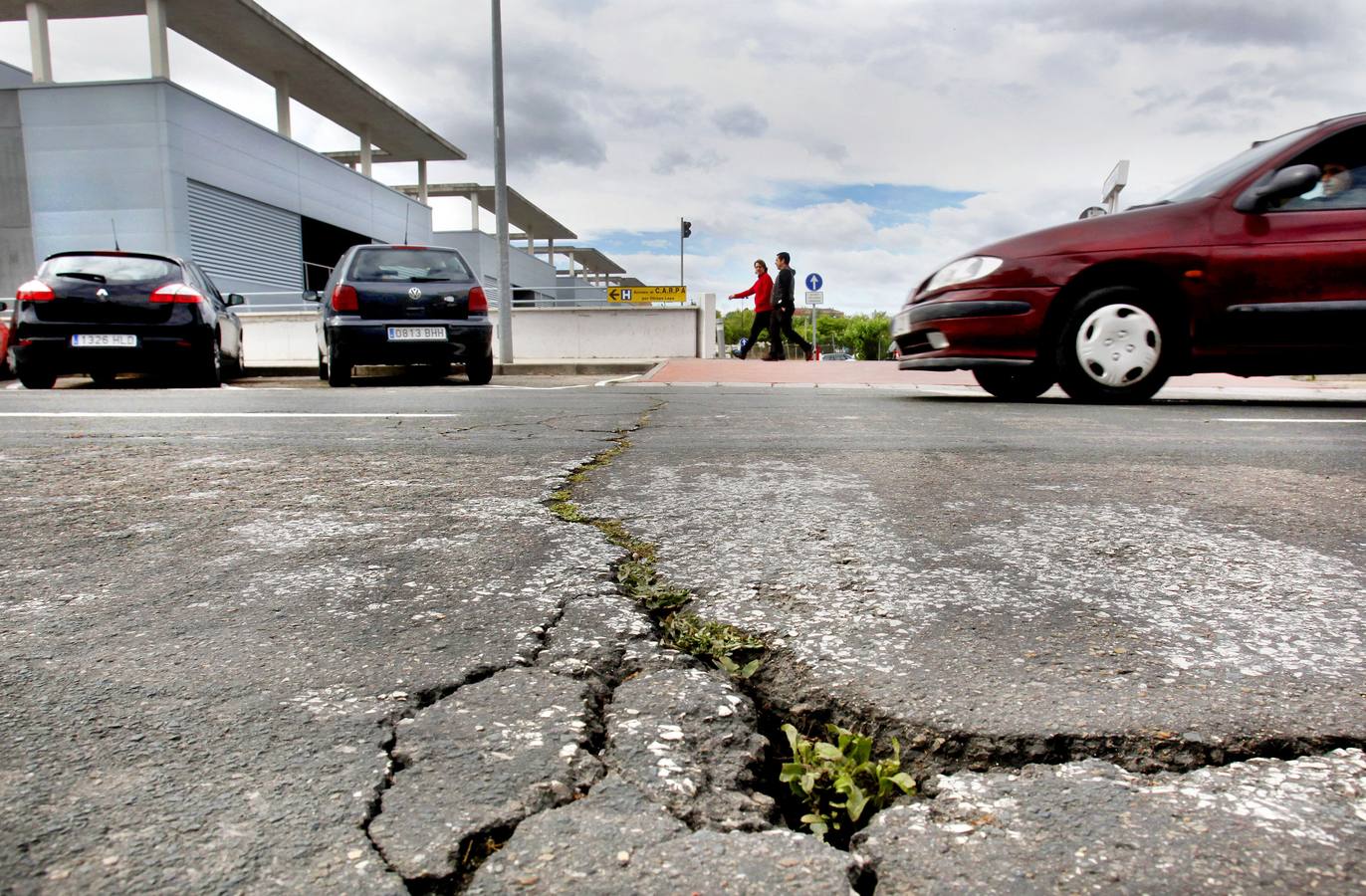 Suspenso para el asfaltado logroñés