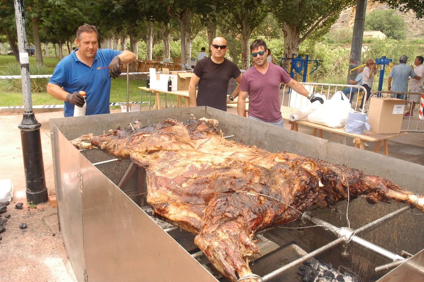 Cervera celebra la feria de las Tres Culturas y el día de la Bandera