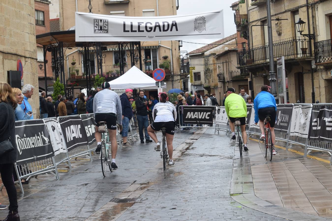 Jornada de ciclismo clásico en la Eroica Hispania (II)