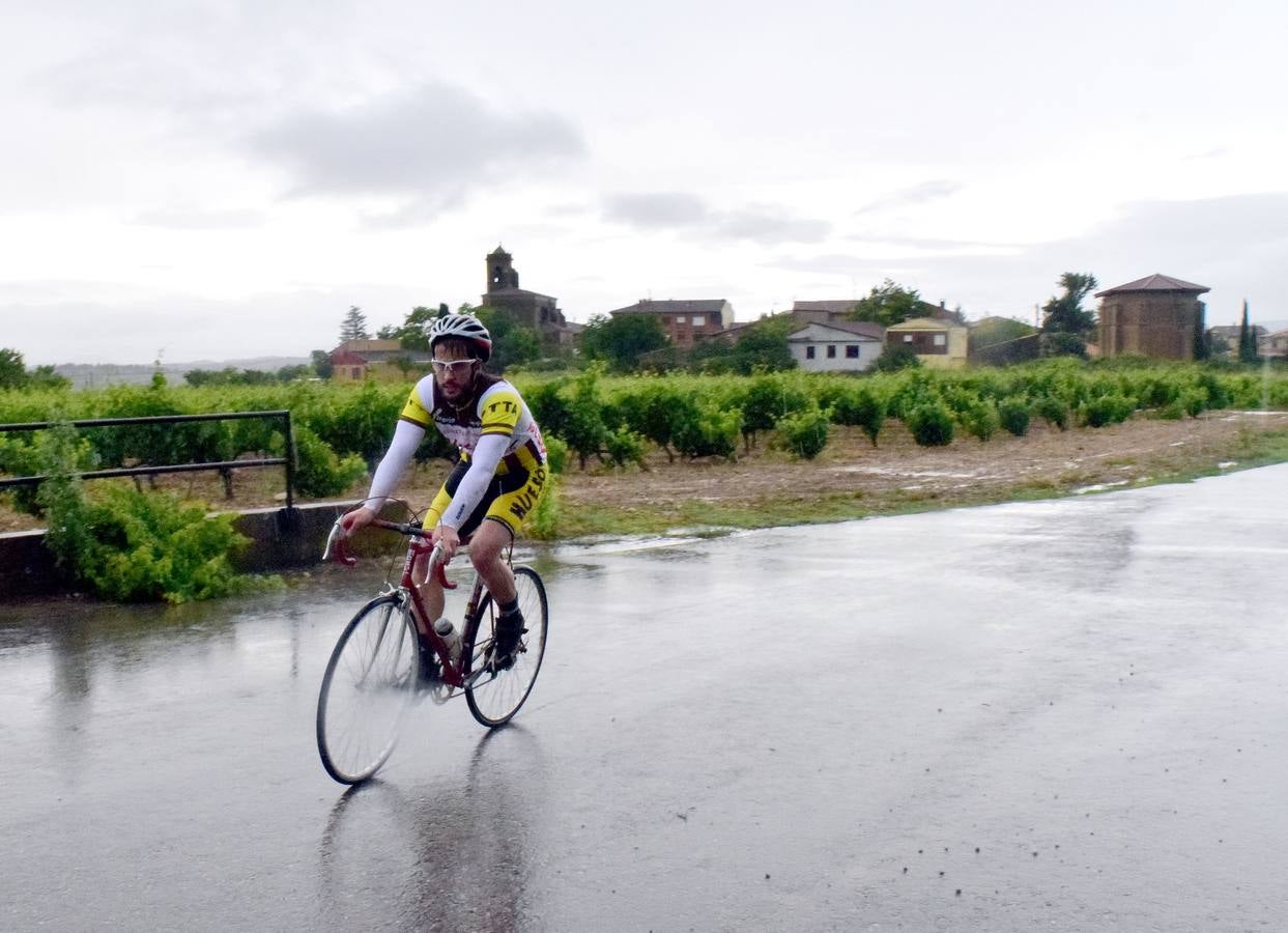 Jornada de ciclismo clásico en la Eroica Hispania (II)