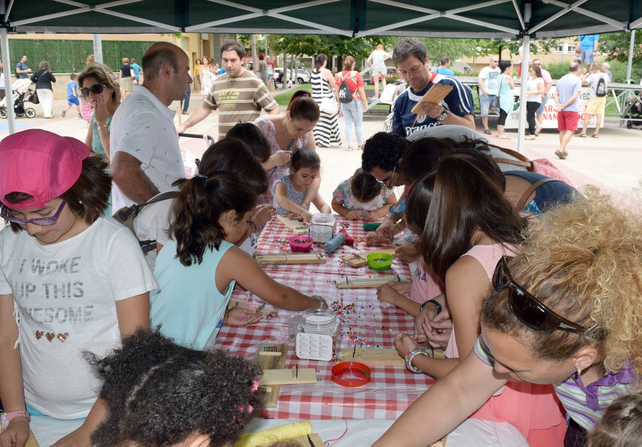 Fiesta en el parque de los Enamorados