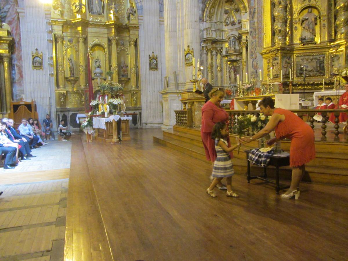 El municipio ha celebrado una misa y ha salido en procesión