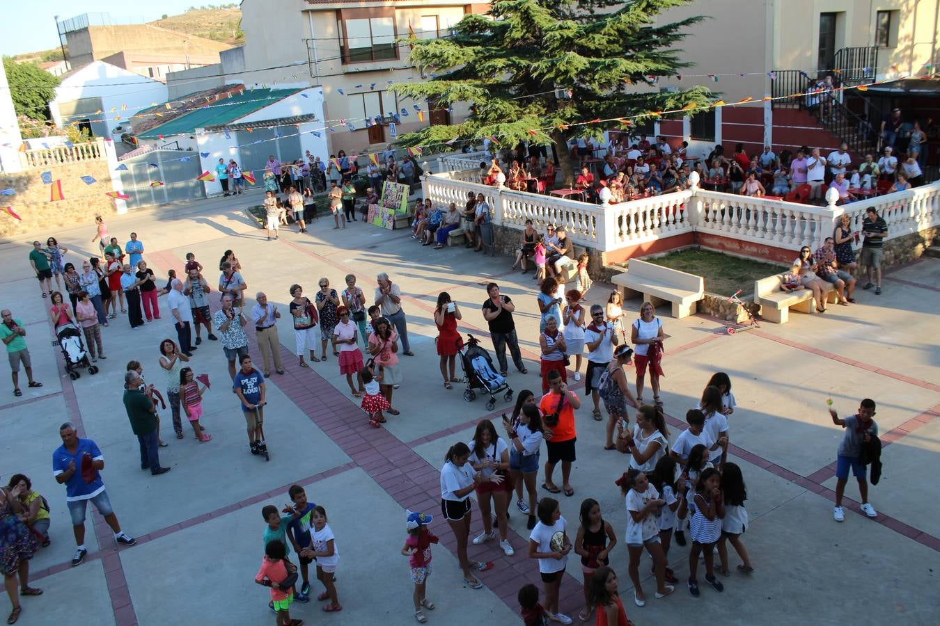 El Redal se sumerge en sus celebraciones