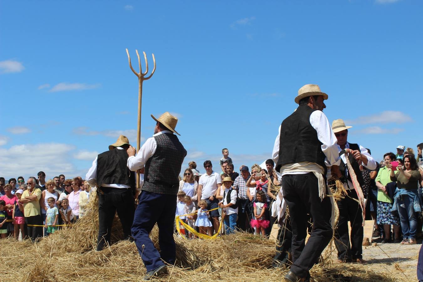 Ocón celebra la fiesta de la molienda