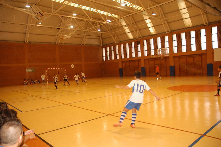 Este fin de semana se ha disputado en el pabellón del colegio Quintiliano los treinta años del torneo de fútbol sala Pequeñín Ciudad de Calahorra.