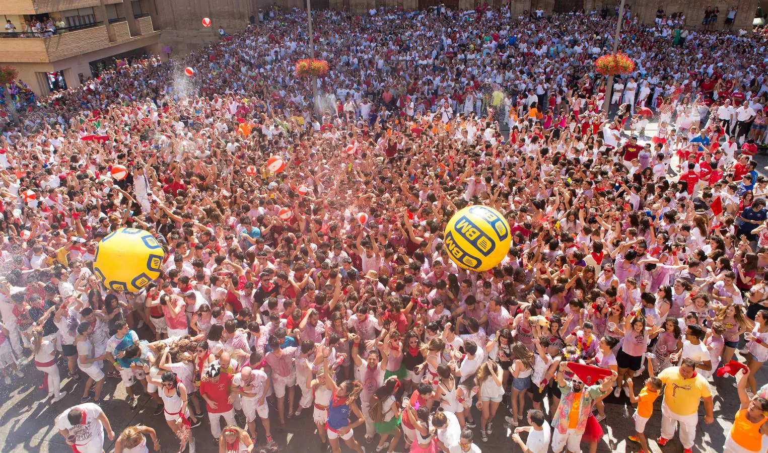 Las fotos del inicio de las fiestas alfaremas de 2017