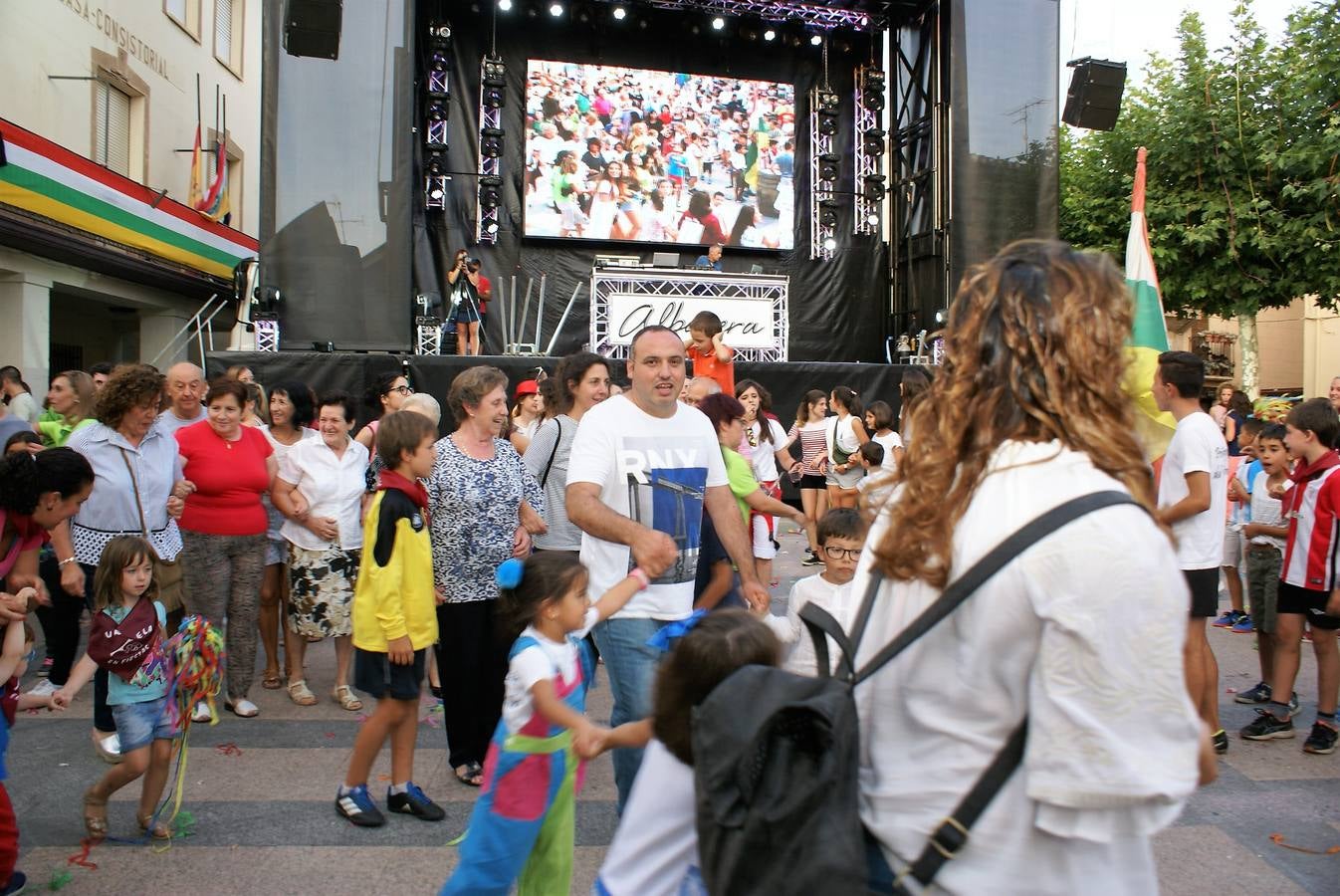 La localidad riojalteña celebra sus fiestas con un montón de actos para todas las edades.