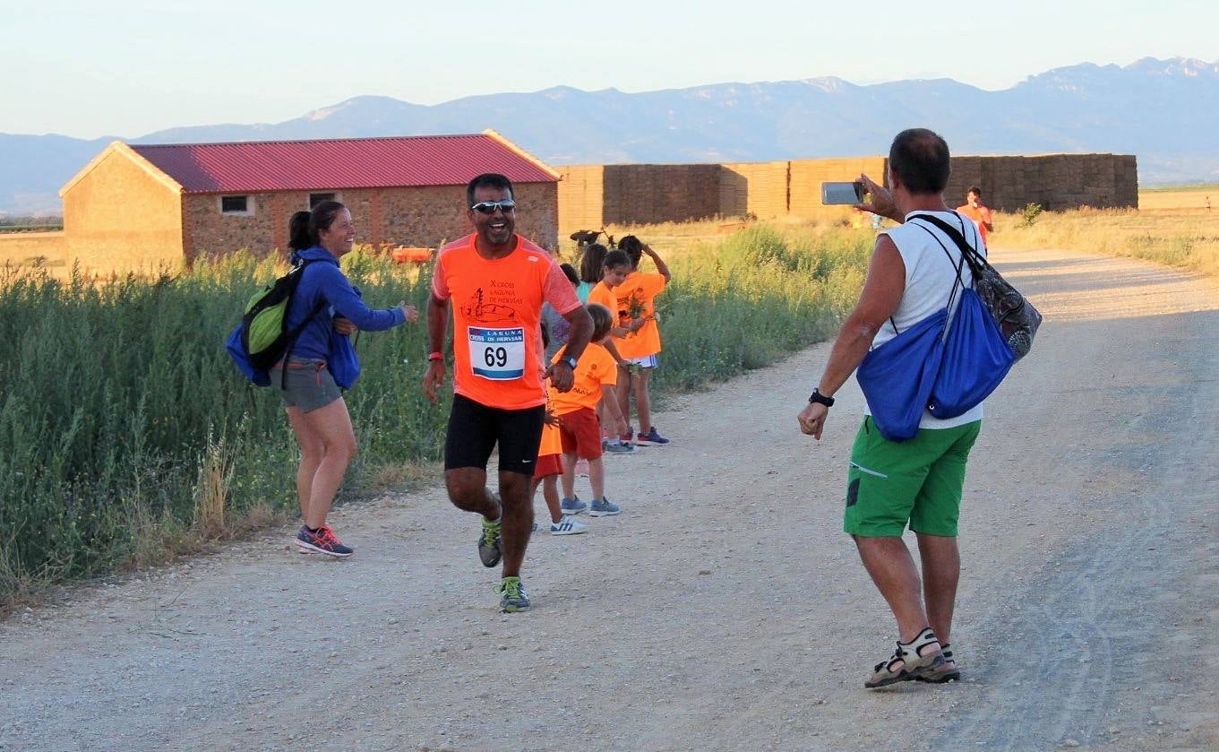 Fernando Nogales vence el X Cross Laguna de Hervías