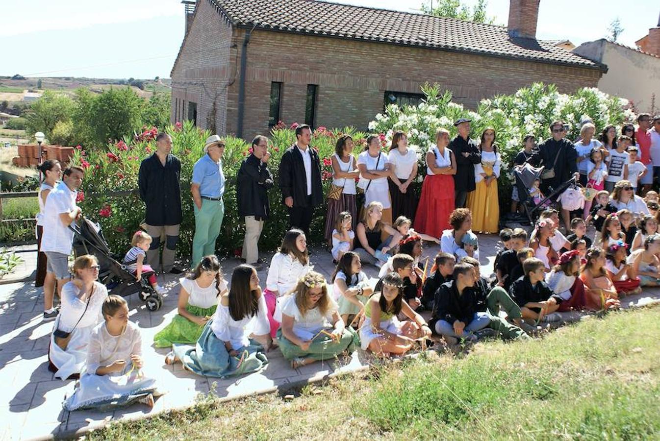 Ventosa volvió a exhibir su Mercado del Trato para redescubrir las raíces de la localidad. Actuaciones y desgustaciones para todos los públicos animaron una jornada que fue un éxito de participación.