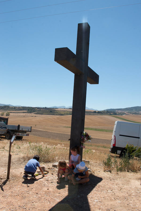 Los lugareños celebraron el XXII Homenaje a los Valientes con unas calderetas en la cruz