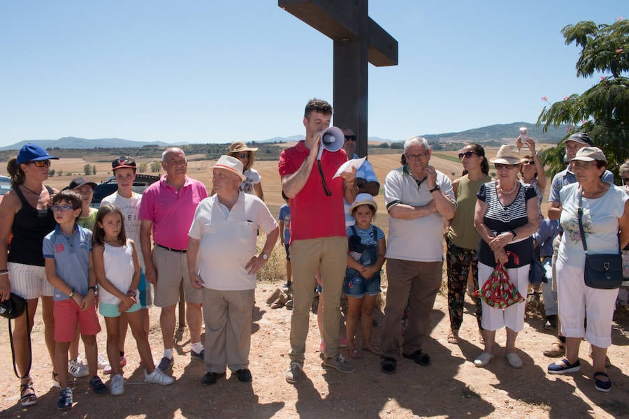 Los lugareños celebraron el XXII Homenaje a los Valientes con unas calderetas en la cruz