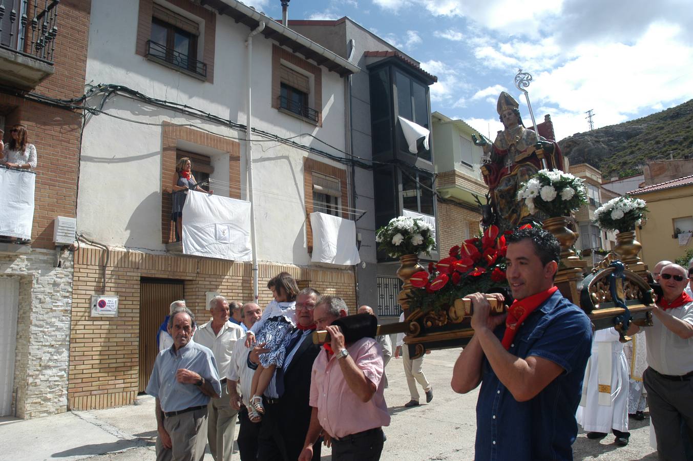 La procesión, a la que acudió numeroso público, centró esta jornada