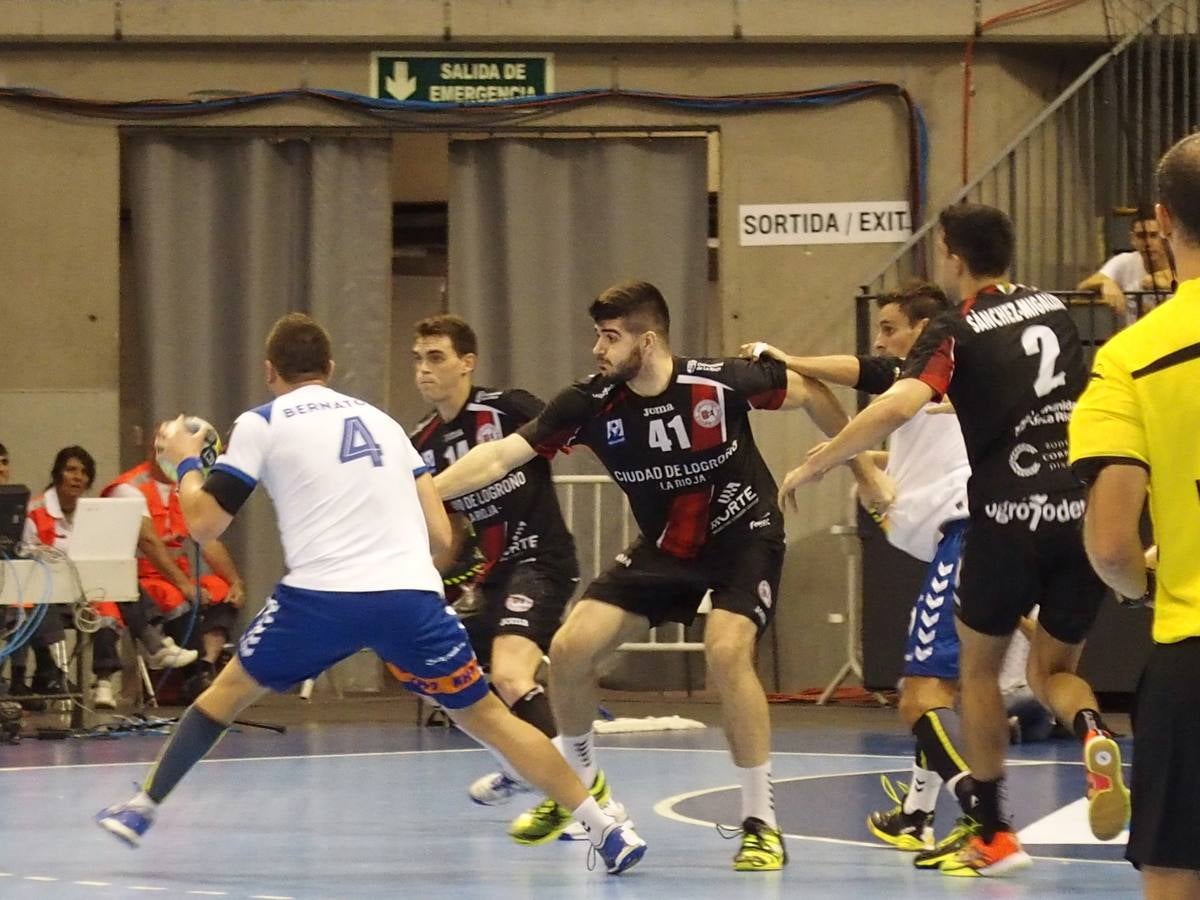 El BM Logroño cayó en su debut liguero ante el Granollers.
