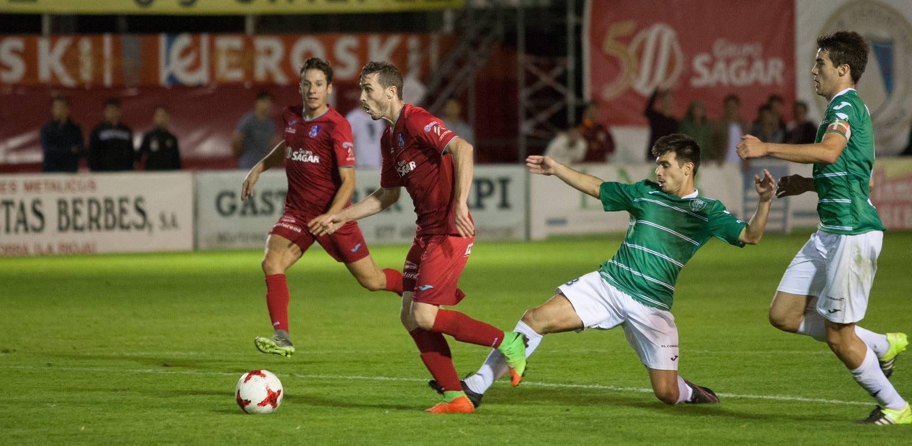 Los rojillos superaron en la prórroga por dos goles a cero al Leioa después de un extaordinario partido.