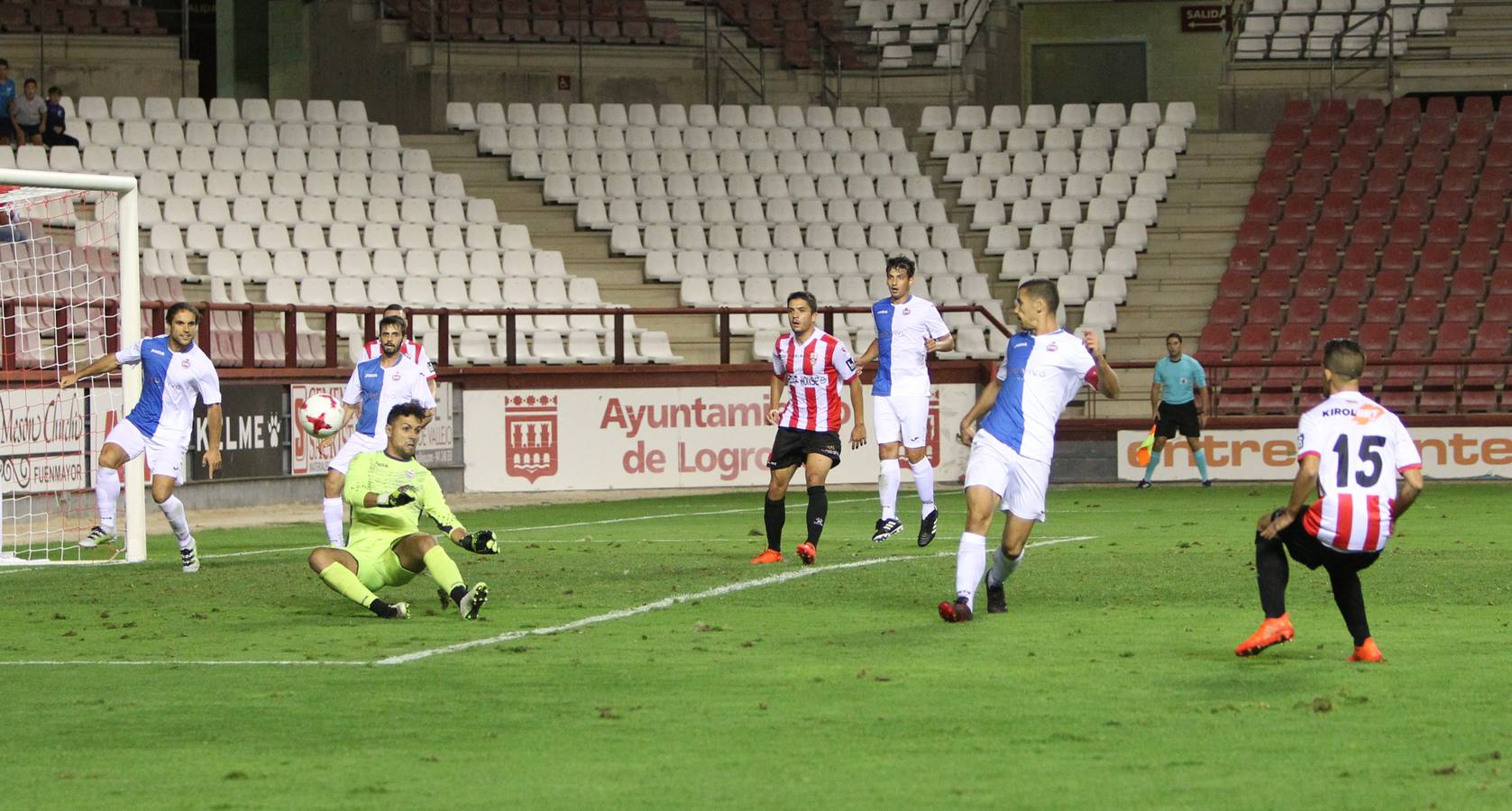 La UD Logroñés gana y alcanza la tercera ronda.