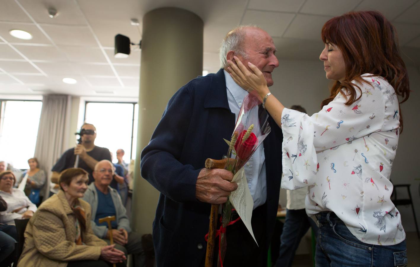 Villamediana tributó un homenaje a sus vecinos fusilados en 1936, que contó con el apoyo de todos los partidos