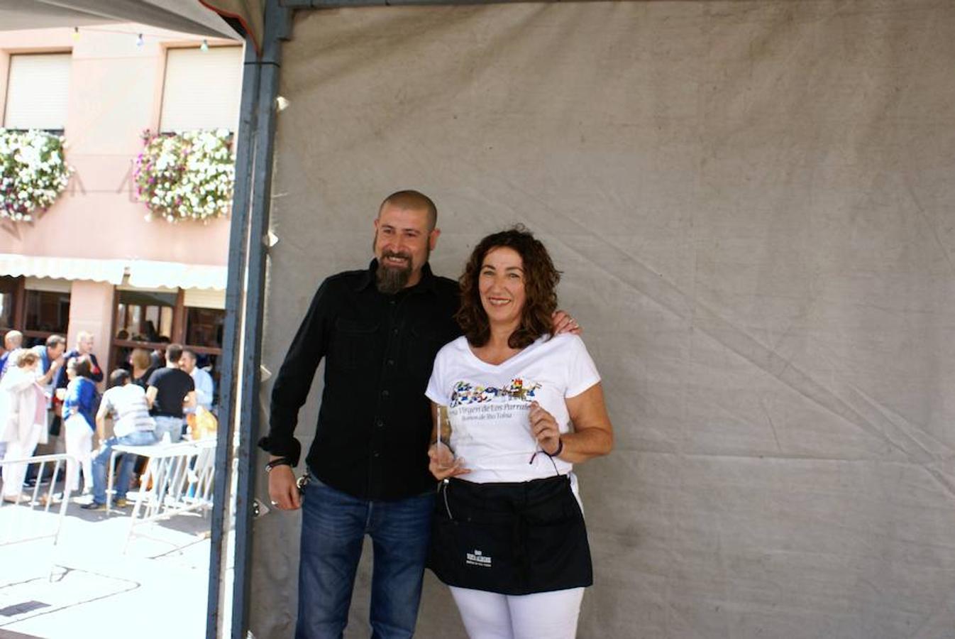 La peña Virgen de los Parrales de Baños de Río Tobía repartió el domingo cerca de 14.000 bocadillos del embutido bañejo con motivo de la celebración de su XLIV festival de exaltación de la chacina bañeja