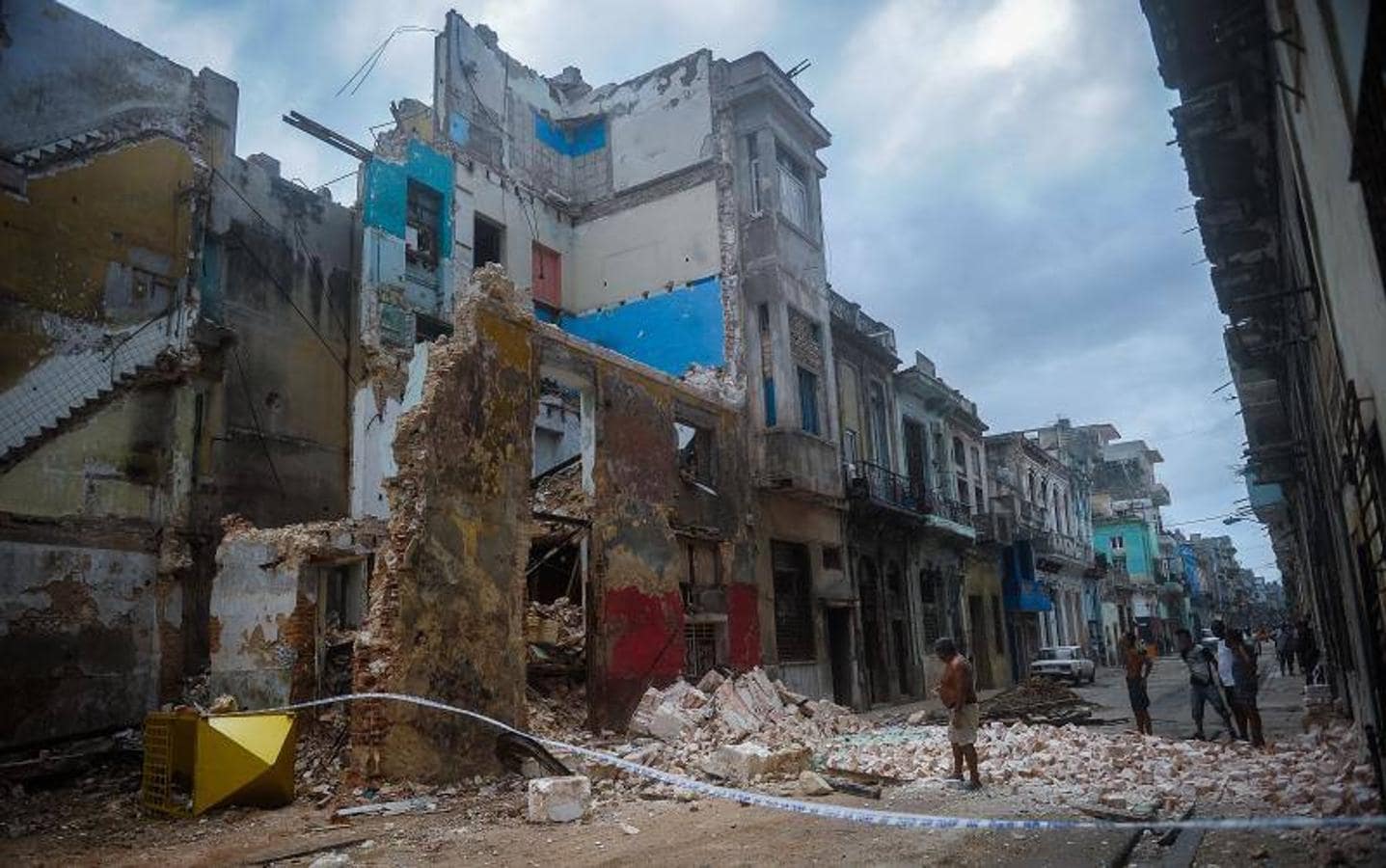 1,7 millones de personas han sido evacuadas en el país caribeño.