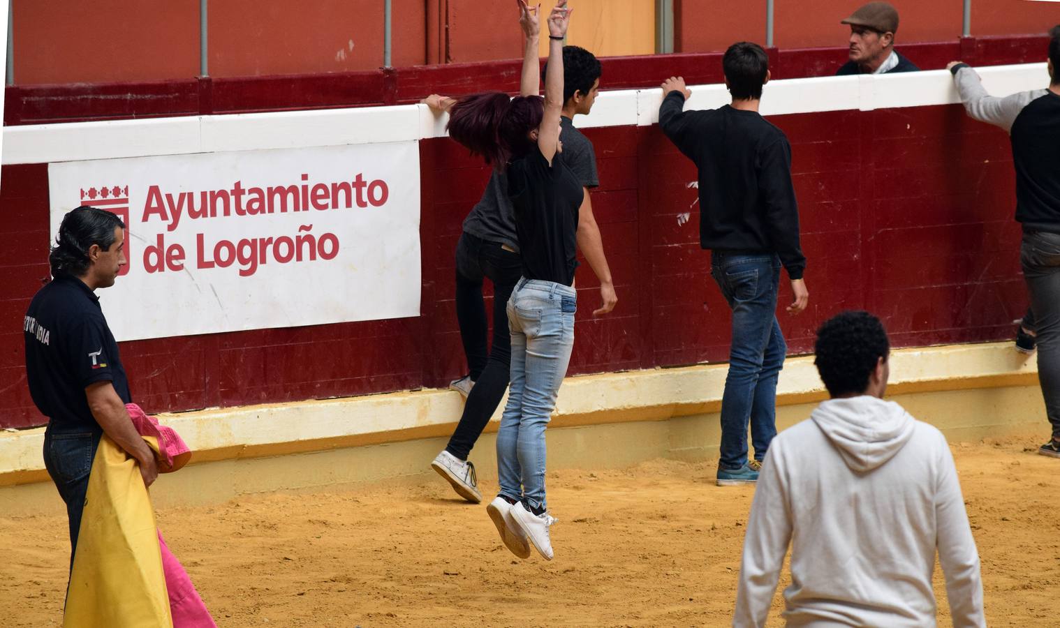 Las vaquillas, uno de los actos más concurridos de las fiestas de San Mateo ya han comenzado con el habitual éxito de público