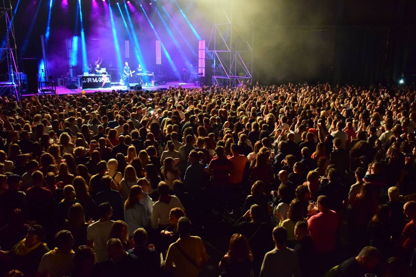 Fangoria pone a bailar a Logroño