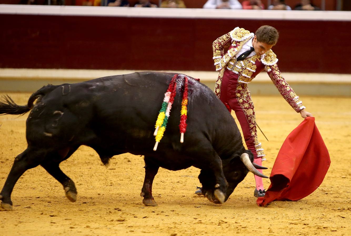 El quinto festejo de la Feria de San Mateo ha sido un espectáculo para olvidar cuanto antes, marcado por el nulo juego de la corrida de Zalduendo