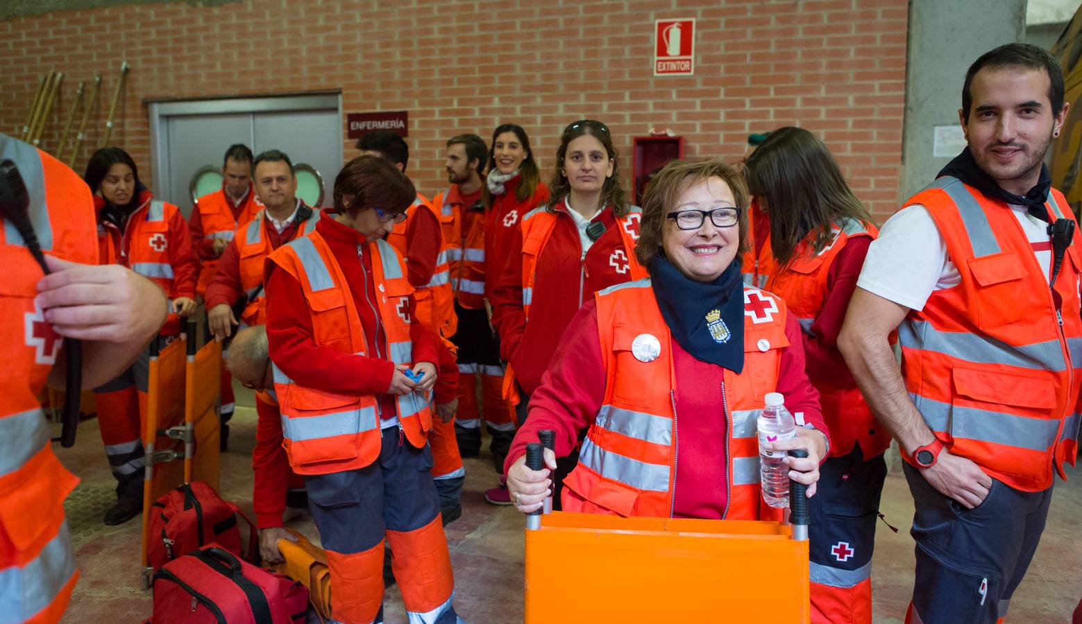 Los asistentes a las vaquillas disfrutaron de lo lindo con las vaquillas saltarinas de José Arriazu. También hubo exhibición de anillas por los campeones de España.