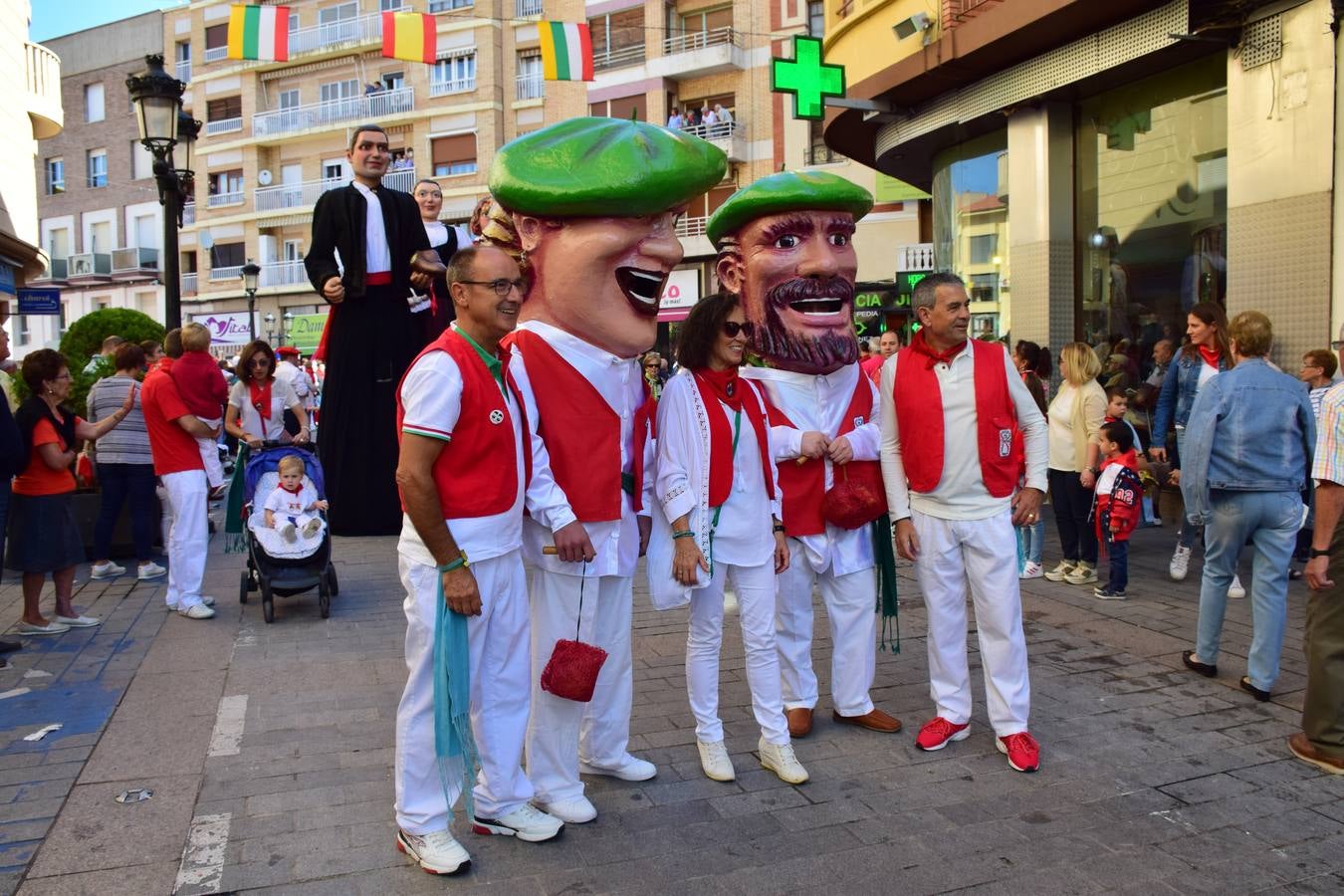 Celebras sus fiestas en honor a San Cosme y San Damián