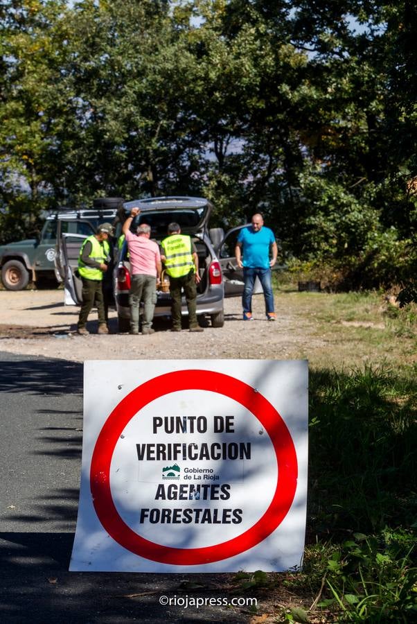 La avalancha de buscadores colapsa la cumbre Moncalvillo con más de 400 vehículos