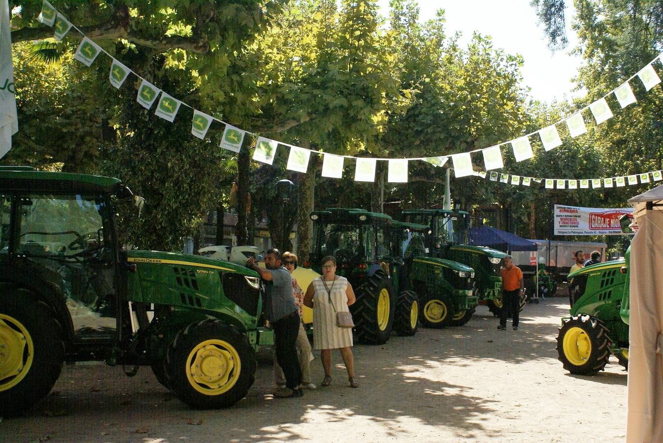 Este fin de semana se celebran las ferias de maquinaria agrícola, industrial y automoción. Además, se puede disfrutar del tradicional mercado artesanal