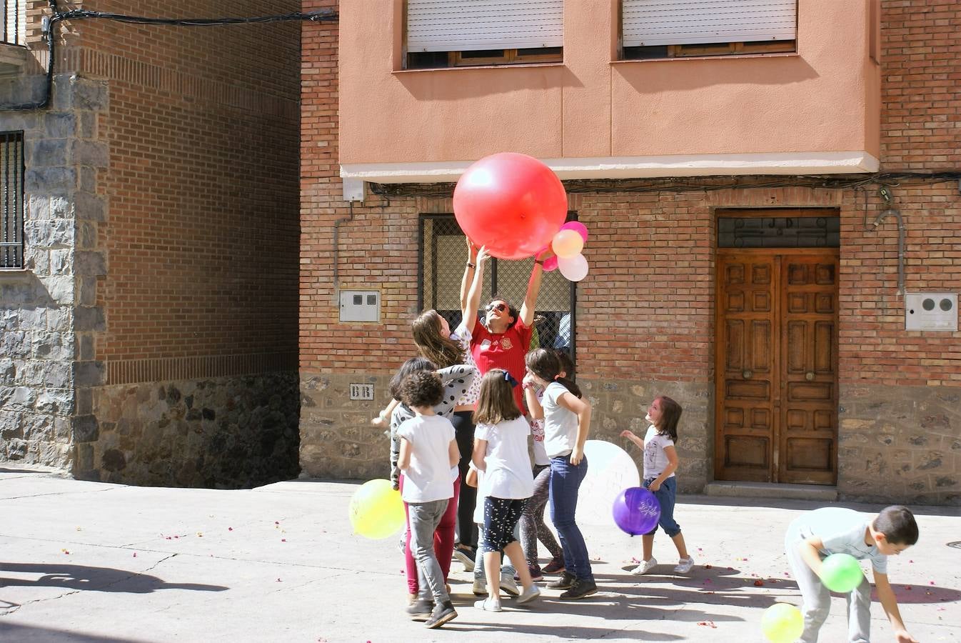 Las imágenes del cohete por las fiestas de Gracias