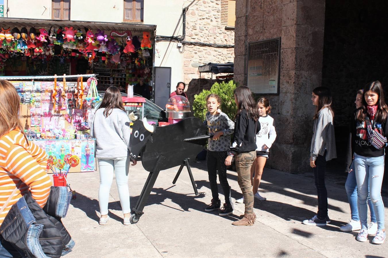 La localidad celebró ayer el disparo del cohete de las fiestas de la Octava.