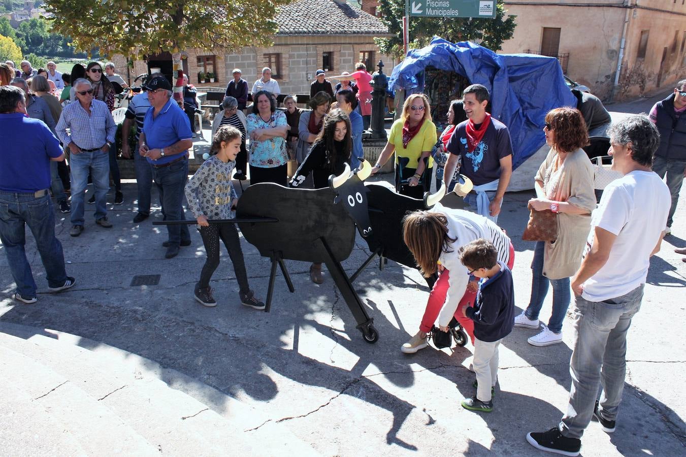 La localidad celebró ayer el disparo del cohete de las fiestas de la Octava.